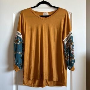 Large Boutique Top